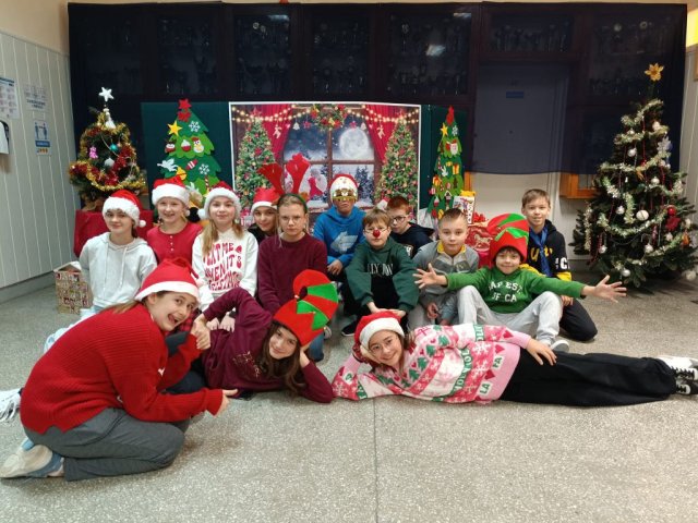 b_1024_768_0_00_images_2023_2024_SU_Mikolajki_408389926_816426313618652_7650604606328691650_n